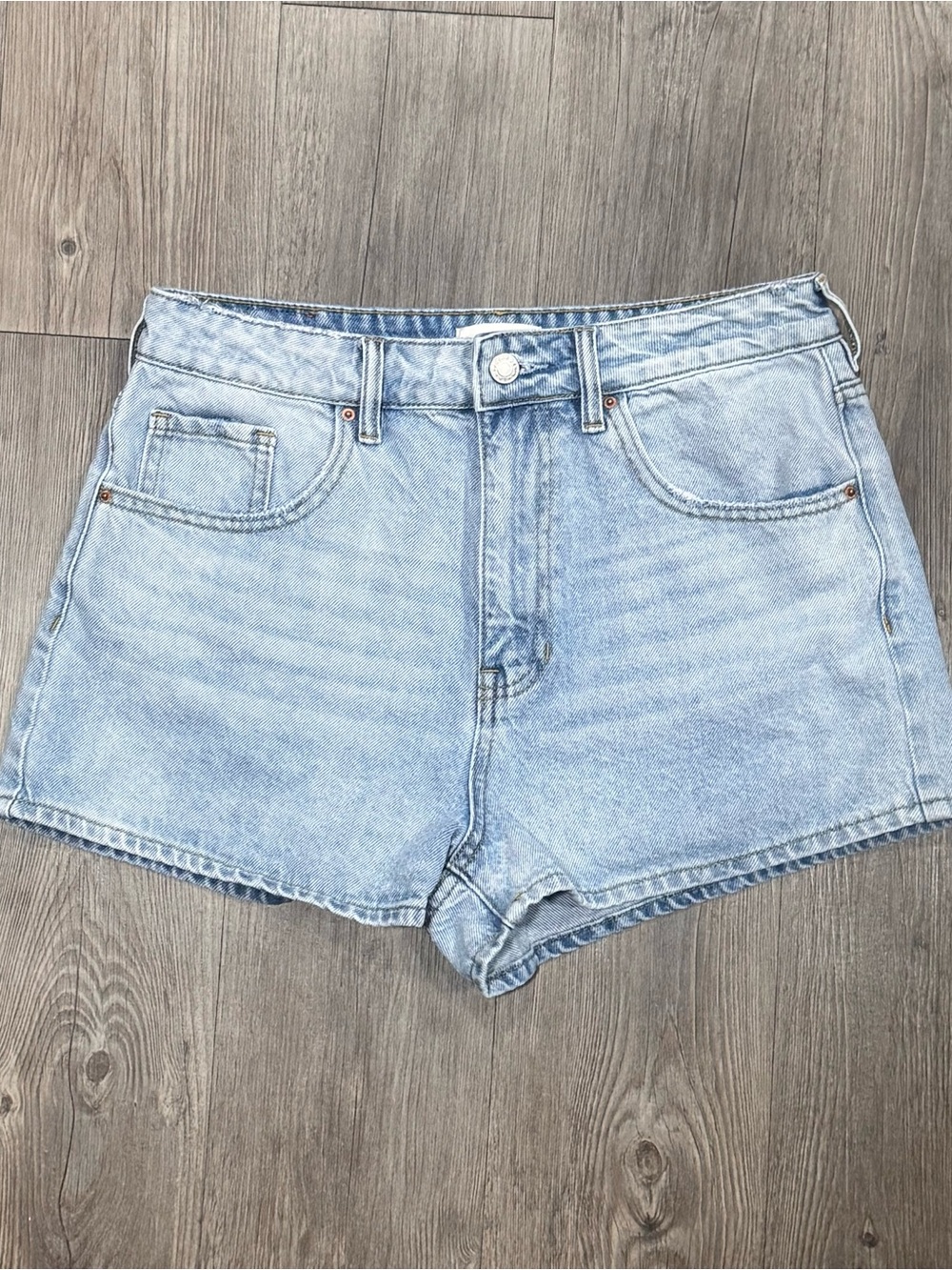 PacSun Light Wash Mom Shorts